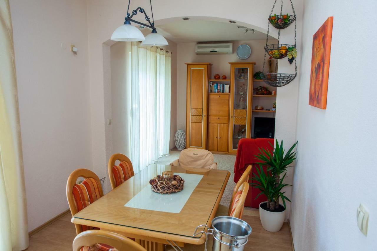 דירות מאקרסקה Apartman Antonio מראה חיצוני תמונה
