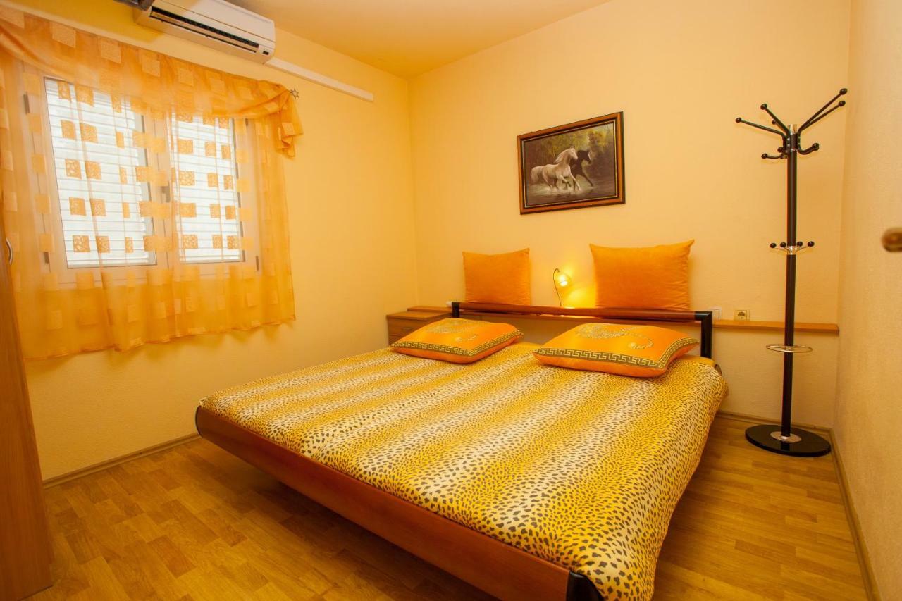 דירות מאקרסקה Apartman Antonio מראה חיצוני תמונה