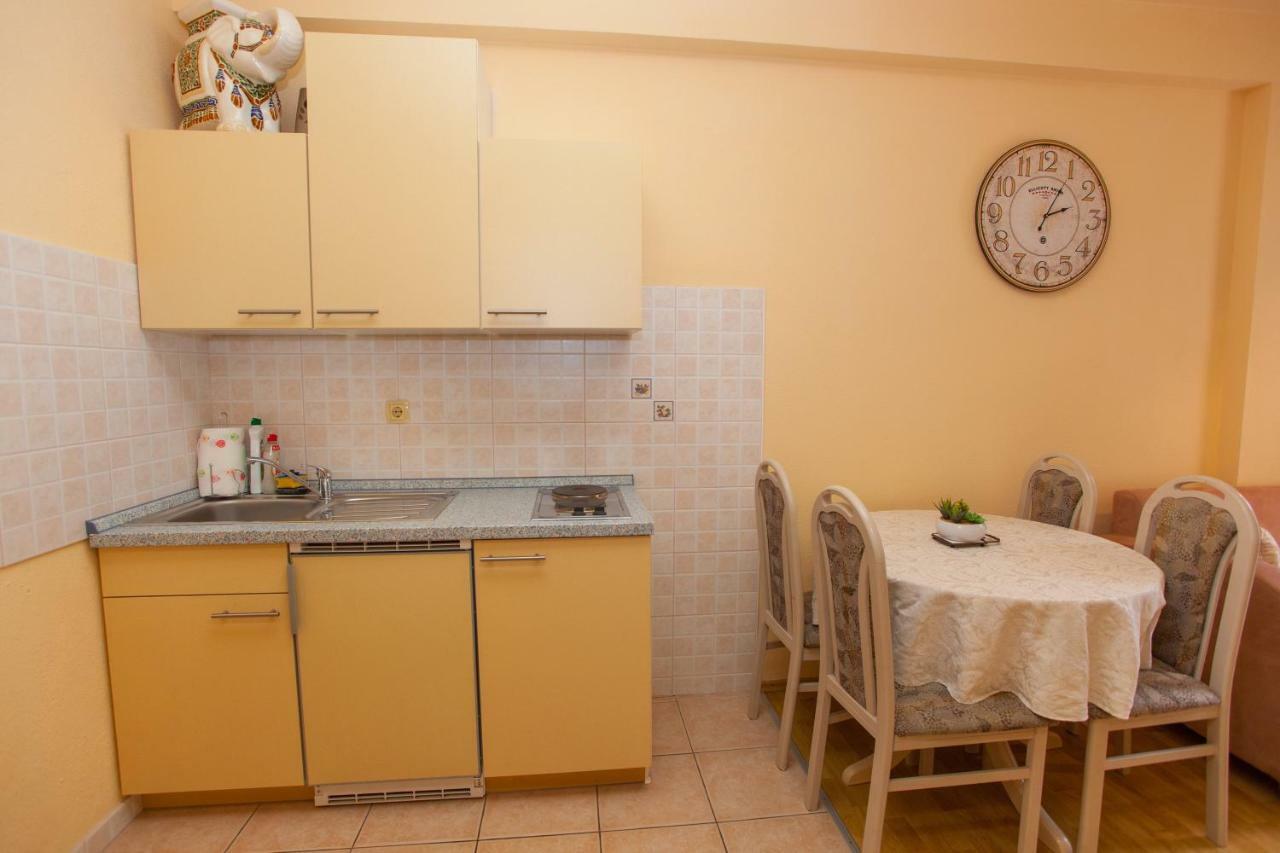 דירות מאקרסקה Apartman Antonio מראה חיצוני תמונה