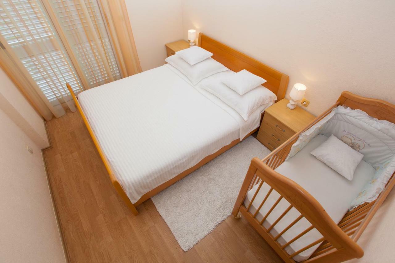 דירות מאקרסקה Apartman Antonio מראה חיצוני תמונה