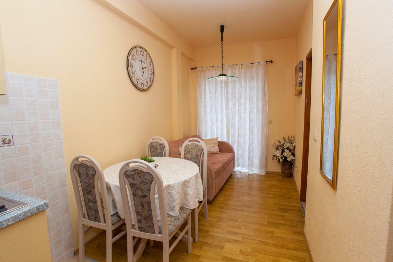 דירות מאקרסקה Apartman Antonio מראה חיצוני תמונה