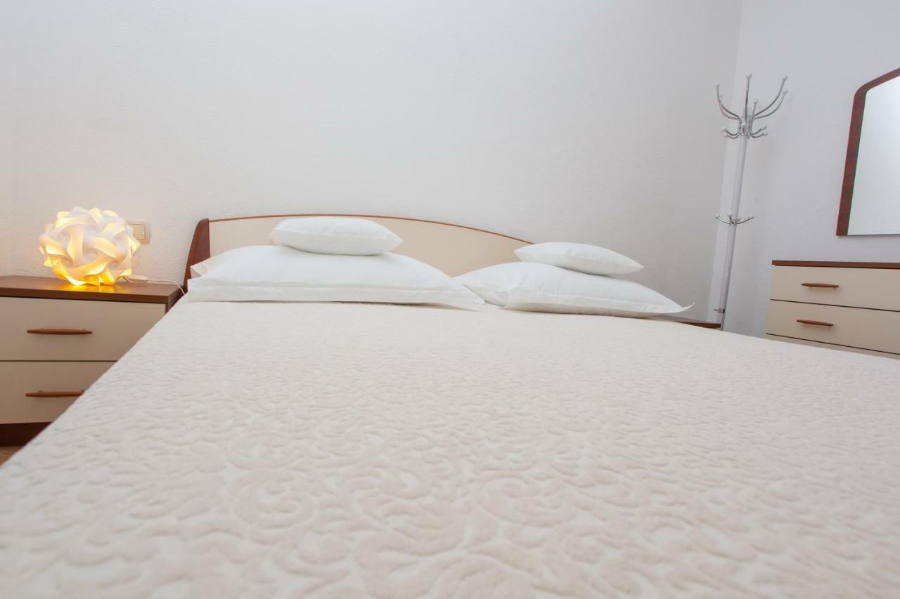 דירות מאקרסקה Apartman Antonio מראה חיצוני תמונה